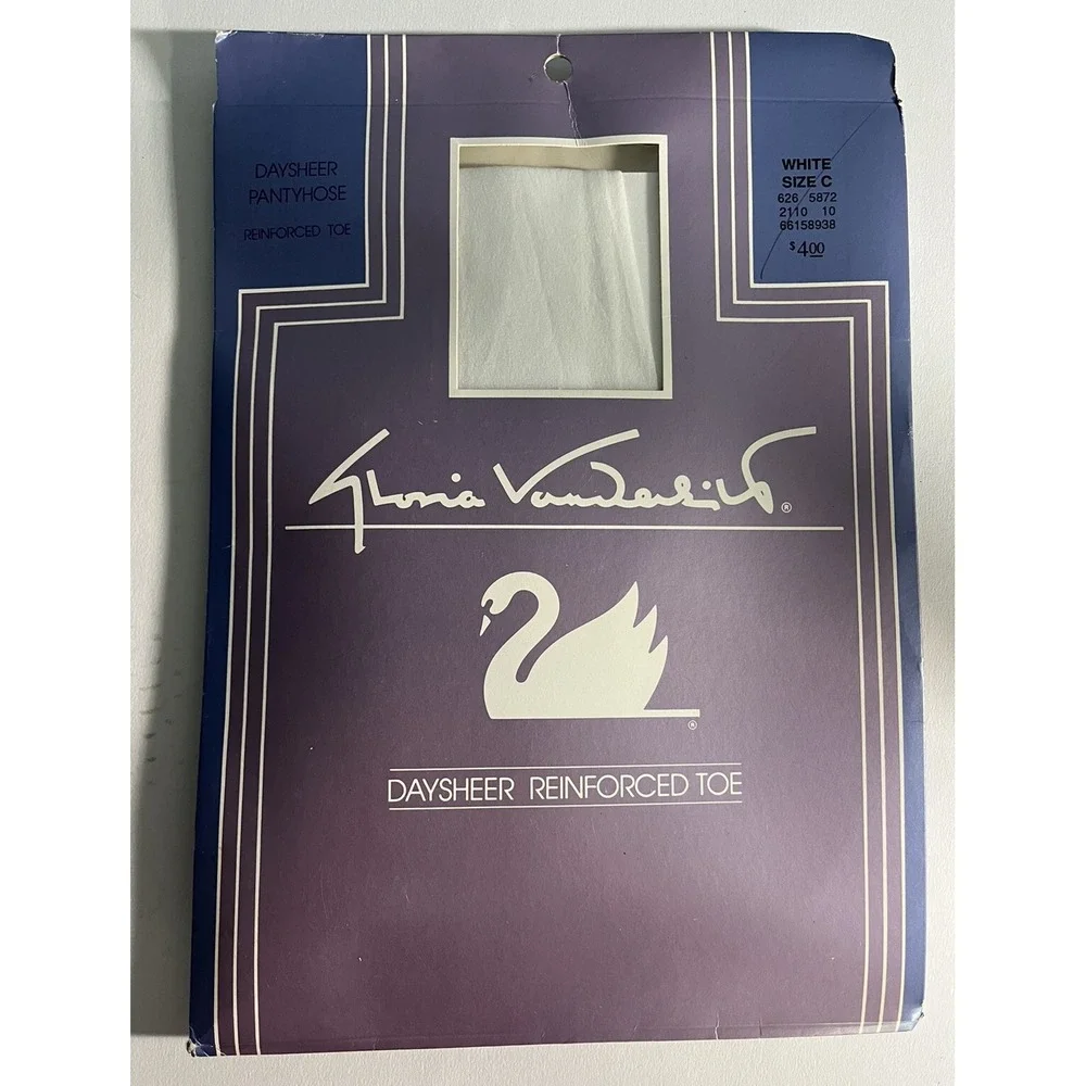 Vintage NOS Gloria Vanderbilt White Size C Daysheer Pantyhose Nylon New